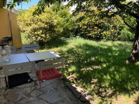 Maisonnette 2 A 4 Pers- Jardin Privatif Cloture- Calme- Stationnement Gratuit- Pau Ouest Billere Exterior photo